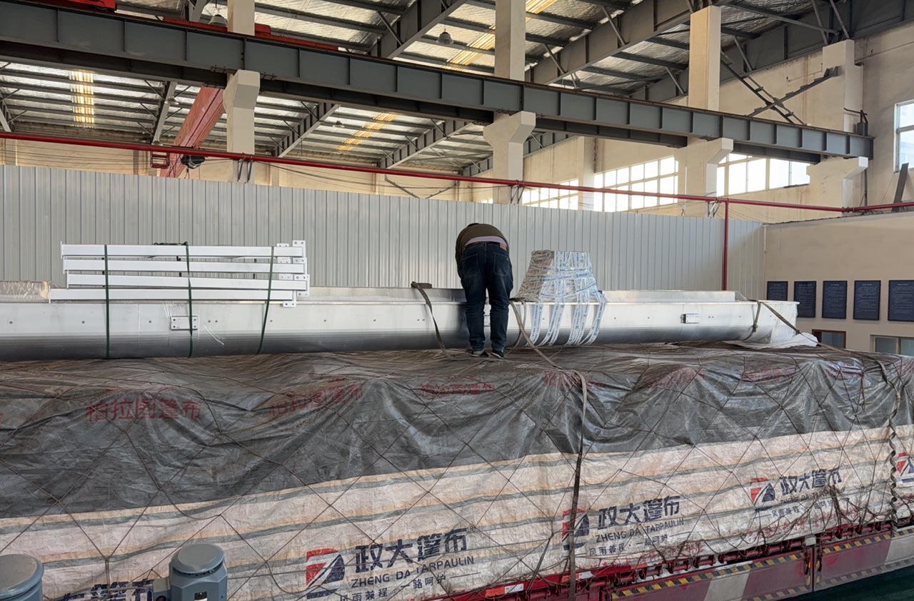 لقد تم شحن نظام النقل الخاص بنا إلى مدينة تشنغدو!